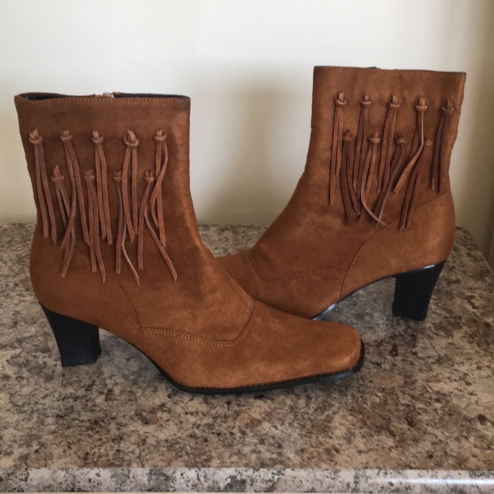 Brow Fringe Suede Vincci Boots